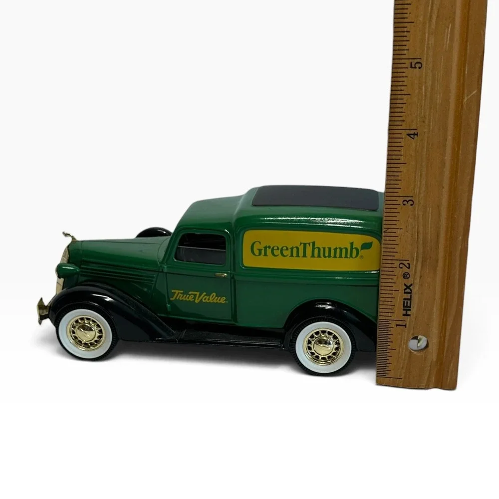 Liberty Classics 1936 Dodge Van True Value GreenThumb Diecast Bank Green